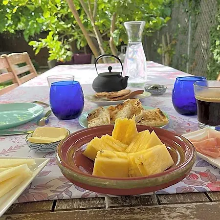 Homestay Lemon Tree Alella